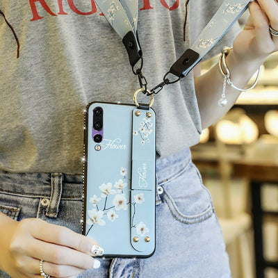 Flower Lanyard Phone Case – Stylish and Practical with Adjustable Strap, Protective and Trendy Design